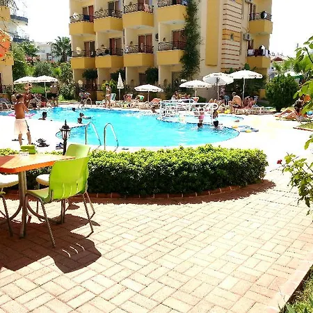 Summer Rose Szálloda