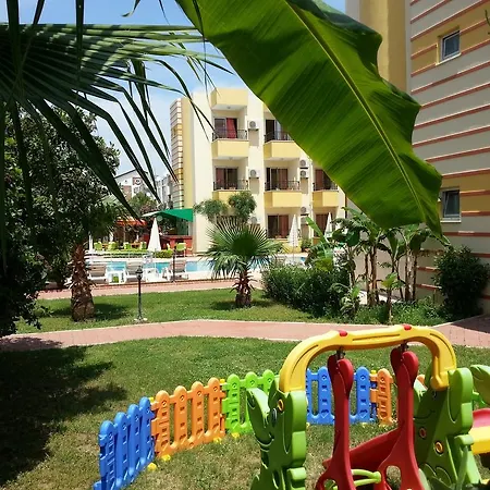 Summer Rose Szálloda Side