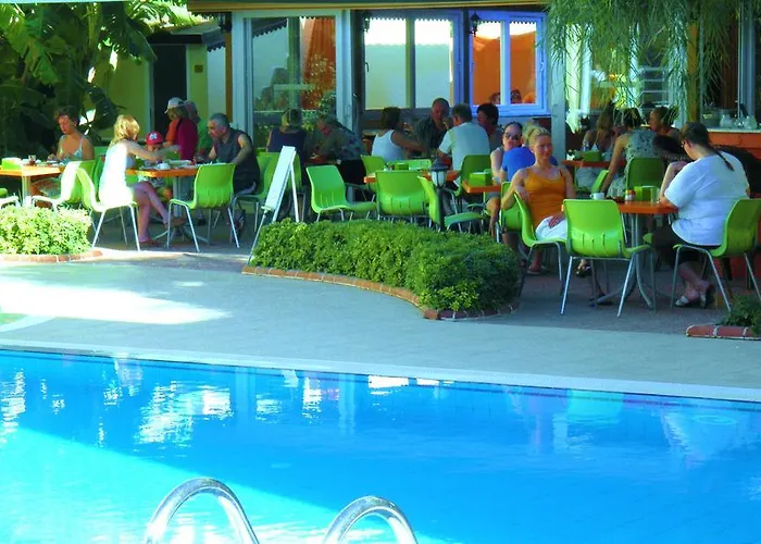 Summer Rose Σιντέ