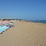 Hotel Summer Rose Side