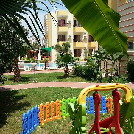 Hotel Summer Rose Side