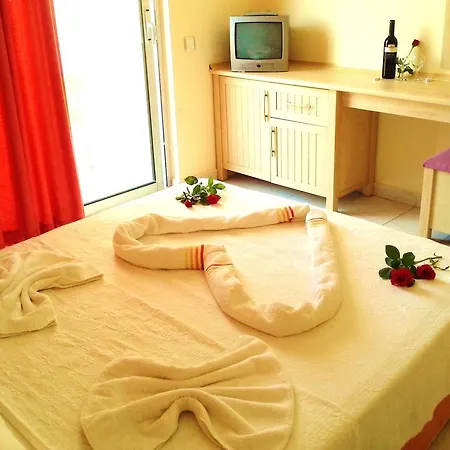 Summer Rose Hotel Sidé