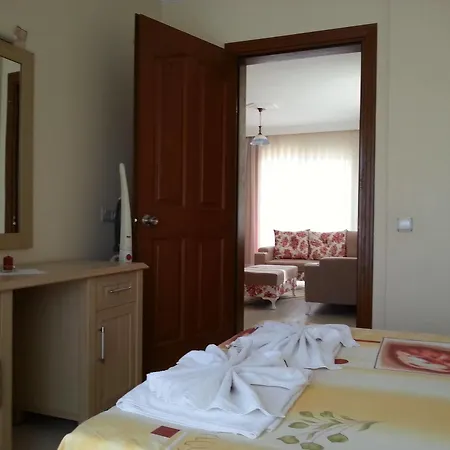 Hotel Summer Rose