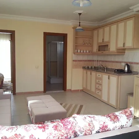 Hotel Summer Rose Side