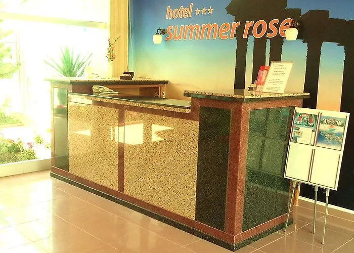 Summer Rose Hotel 3*