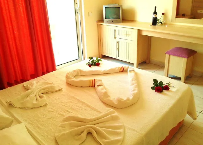 Summer Rose Hotel Side