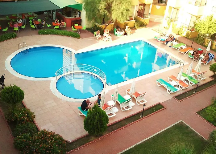 Hotel Summer Rose